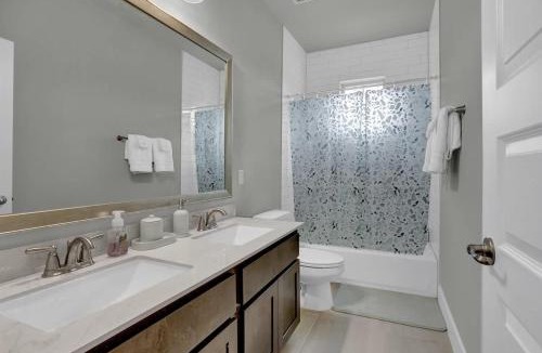 Horseshoe Bay House | Stunning Luxury Home on Lake LBJ!