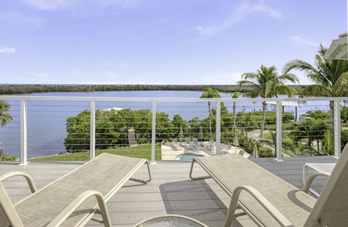 Gulf Shores House | Stunning Luxury Home with Stunning Water Views