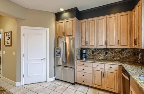 Sammamish House | Stunning Luxury Waterfront Home