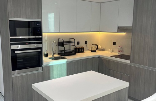 Jumeirah Lake Towers Apartment | Stunning Modern 1BR Apartment Lake View JLT – Lake Terrace