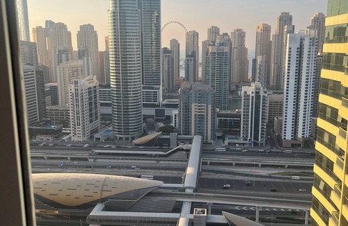 Jumeirah Lake Towers Apartment | Stunning Modern 1BR Apartment Lake View JLT – Lake Terrace