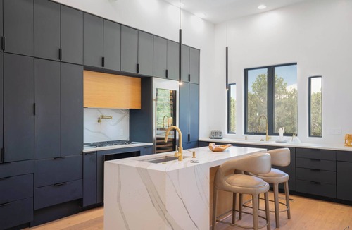 Northeast Santa Fe House | Stunning Modern Home, Hot Tub, Outdoor Fire Pit