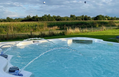 Corston House | Stunning modern home set in beautiful grounds.