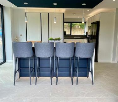 Corston House | Stunning modern home set in beautiful grounds.