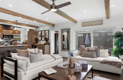 North Beach House | Stunning, Modern & Quiet Beach House