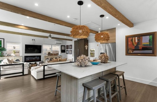 North Beach House | Stunning, Modern & Quiet Beach House