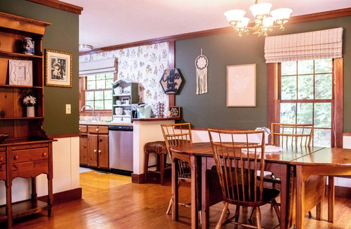 Stecoah Cabin | Stunning Mountain Views with Hot Tub & 2 King Suites! Private & Peaceful.