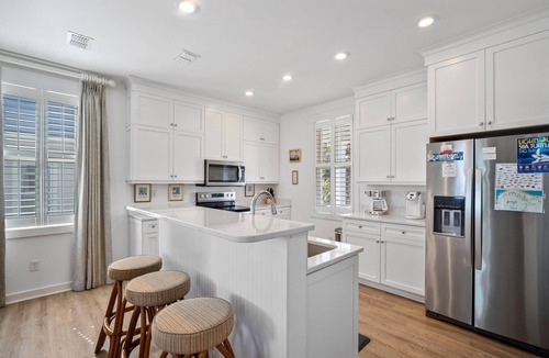 Beachwalk House | STUNNING NEW LISTING - Ocean and Beach Views - Sleeps 12