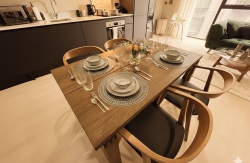 Sheldon Apartment | Stunning NEC apartments - Sleeps 8