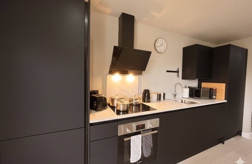 Sheldon Apartment | Stunning NEC apartments - Sleeps 8
