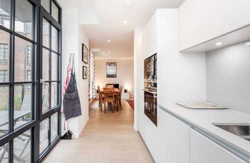 Waterloo Apartment | Stunning new 2BR 2BR flat in Waterloo