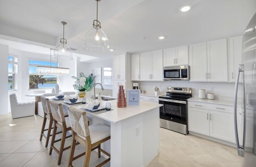 Immokalee Condo | Stunning New Condo in Ave Maria