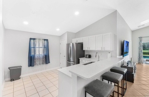 Sandy Ridge Villa | Stunning Newly Renovated Pool Home close to Disney