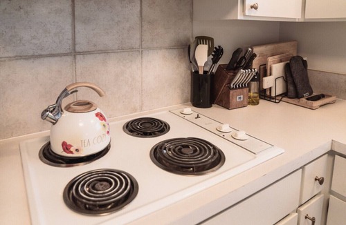 Oak Harbor House | Stunning Ocean & Mountain Views | 2BR/2BA with BBQ