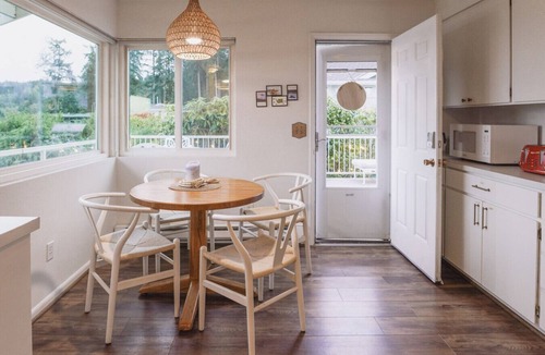 Oak Harbor House | Stunning Ocean & Mountain Views | 2BR/2BA with BBQ