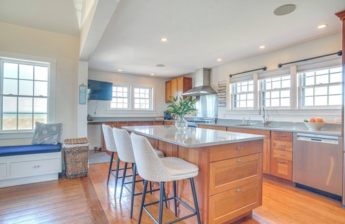 Dionis House | Stunning Ocean View! Beachfront Nantucket Retreat