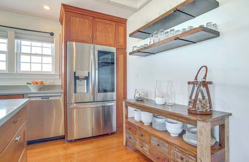 Dionis House | Stunning Ocean View! Beachfront Nantucket Retreat