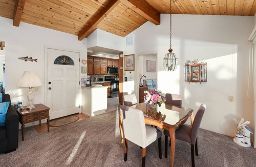 Anchor Bay House | Stunning ocean views!