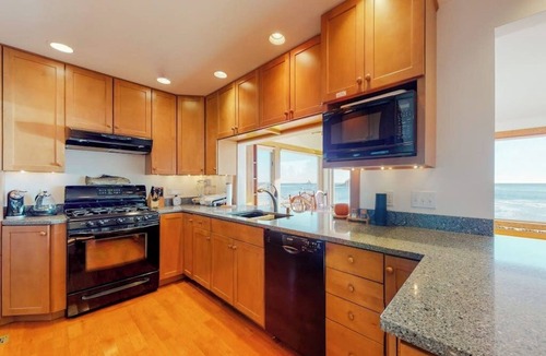 Newagen House | Stunning oceanfront cottage w/private deck and Atlantic views