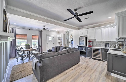 Spiro House | Stunning Oklahoma Home ~ 3 Mi to Spiro Mounds