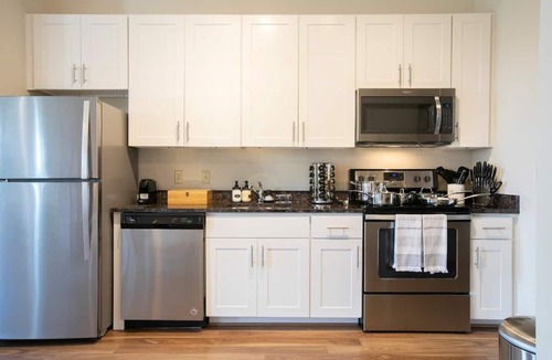 Old Town West Apartment | ⚜Stunning Old Town Studio Apt⚜Free Parking⚜