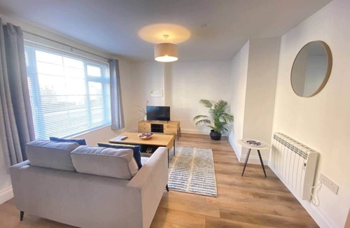 Ely Apartment | Stunning One Bed Flat Near Ely Cathedral - For Two