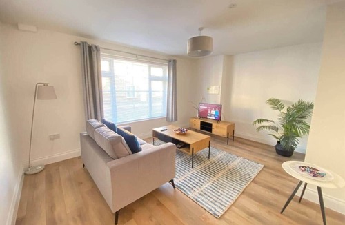 Ely Apartment | Stunning One Bed Flat Near Ely Cathedral - For Two