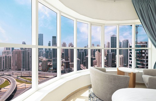 Jumeirah Lake Towers Apartment | Stunning Panoramic Sea & Marina City Skyline View