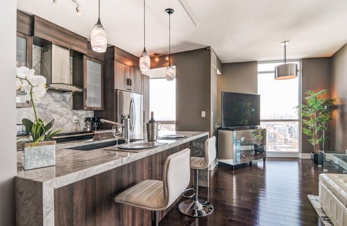 Bathurst Quay Condo | Stunning Penthouse Retreat with Epic Lake & CN Tower Views – Your Dream Toronto