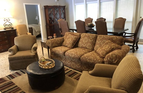 Wichita Falls House | Stunning Poolside Guest House - Historic Morningside