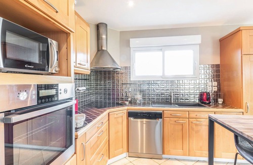 Bretteville-sur-Ay House | Stunning private villa for 6 people with WIFI, TV, terrace and pets allowed