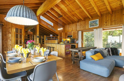 Les Mayens-de-Sion House | Stunning private villa with private pool, WIFI, TV, terrace, pets allowed and panoramic view