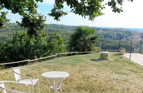 L'Honor-de-Cos Villa | Stunning private villa with private pool, TV, terrace, pets allowed, panoramic view and parking