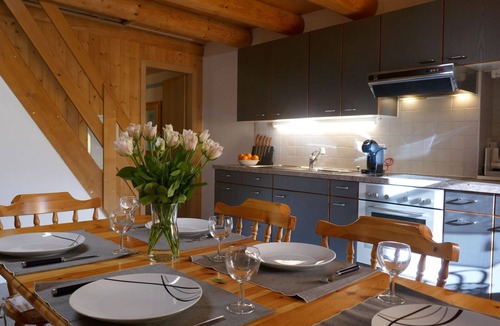 Blenio House | Stunning private villa for 5 guests with WIFI, TV, pets allowed and panoramic view