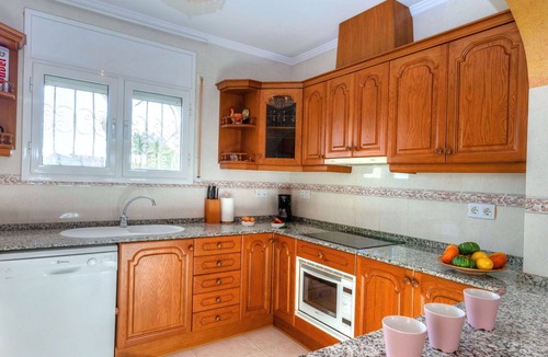 Miami Platja Villa | Stunning private villa for 6 guests with WIFI, A/C, private pool, TV and patio