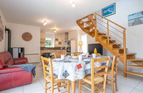 Plouzelambre Villa | Stunning private villa for 6 people with WIFI, TV, terrace and pets allowed
