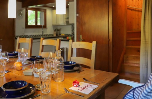 Nendaz House | Stunning private villa for 6 people with WIFI, TV, balcony and pets allowed