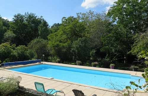 Montcabrier Villa | Stunning private villa for 6 people with WIFI, private pool, TV and terrace