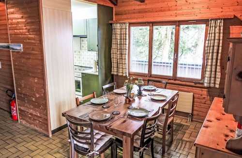 Gommiswald House | Stunning private villa for 8 people with WIFI, TV, patio, pets allowed and panoramic view