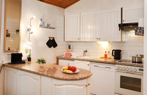 Bouveret House | Stunning private villa for 4 people with WIFI, TV, terrace, pets allowed and parking