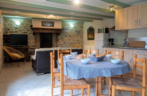 Pleurtuit House | Stunning private villa for 6 people with WIFI, TV and terrace