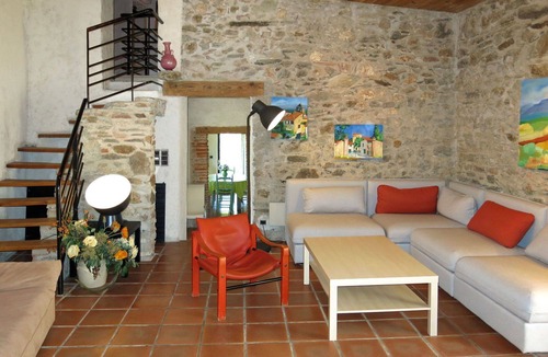 Torderes House | Stunning private villa for 5 people with private pool, WIFI, TV and terrace