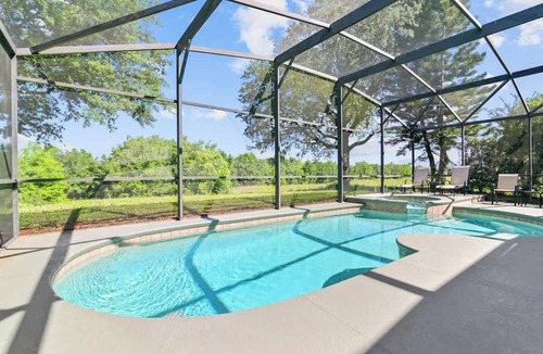 Legacy Park House | Stunning Private Villa with Pool and Spa