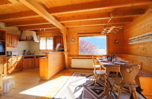Barboleusaz House | Stunning private villa for 8 people with WIFI, TV and terrace