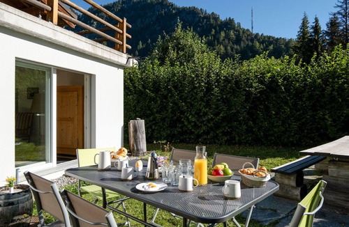 Champex-Lac House | Stunning private villa for 8 guests with WIFI, TV, terrace and pets allowed