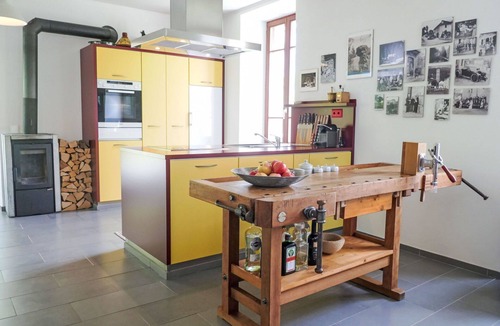 Malvaglia-dagro House | Stunning private villa for 4 guests with WIFI, TV, patio and pets allowed