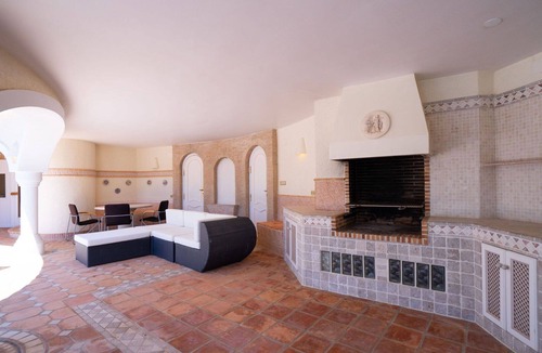Fanadix Villa | Stunning private villa for 8 people with private pool, hot tub, WIFI, A/C, TV and patio