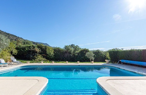 Pau Villa | Stunning private villa for 6 people with private pool, WIFI, TV, patio and parking
