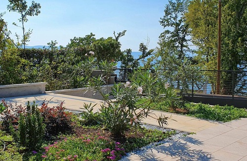 Njivice House | Stunning private villa for 4 guests with WIFI, A/C, TV and terrace
