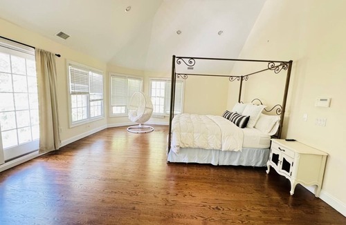East Quogue House | Stunning & Quite Home in The Hamptons